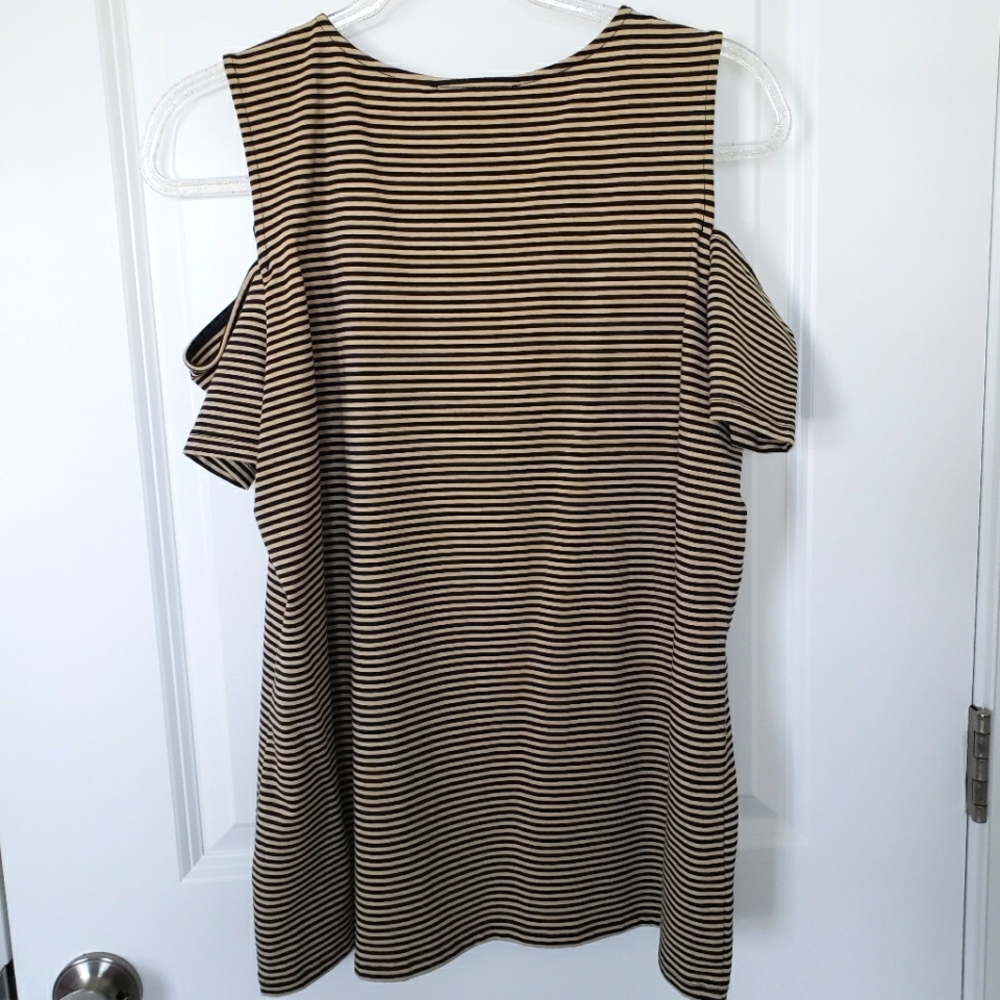 MICHAEL KORS Cold Shoulder Striped Short Sleeve Top—NWT—L - Picture 5 of 11